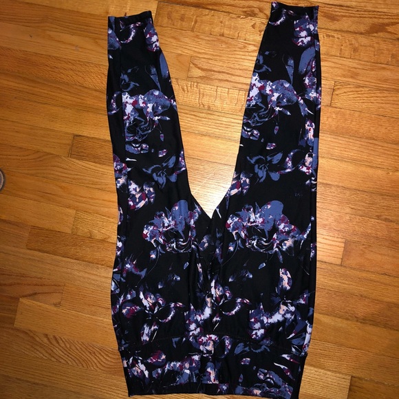 Lane Bryant livi active wicking 7/8 legging - Picture 1 of 2